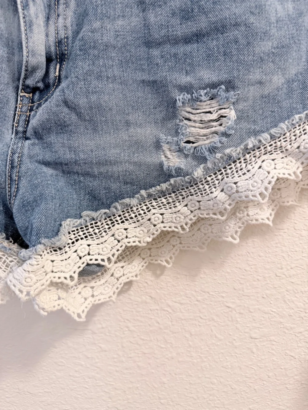 Free People Distressed Denim Crochet Lace Cutoff Shorts Size 31 Boho Festival